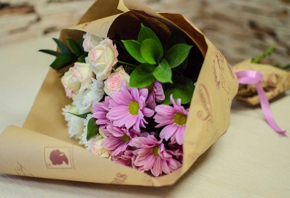 Букет цветов из: Розы и Хризантемы в Верхнем Турове