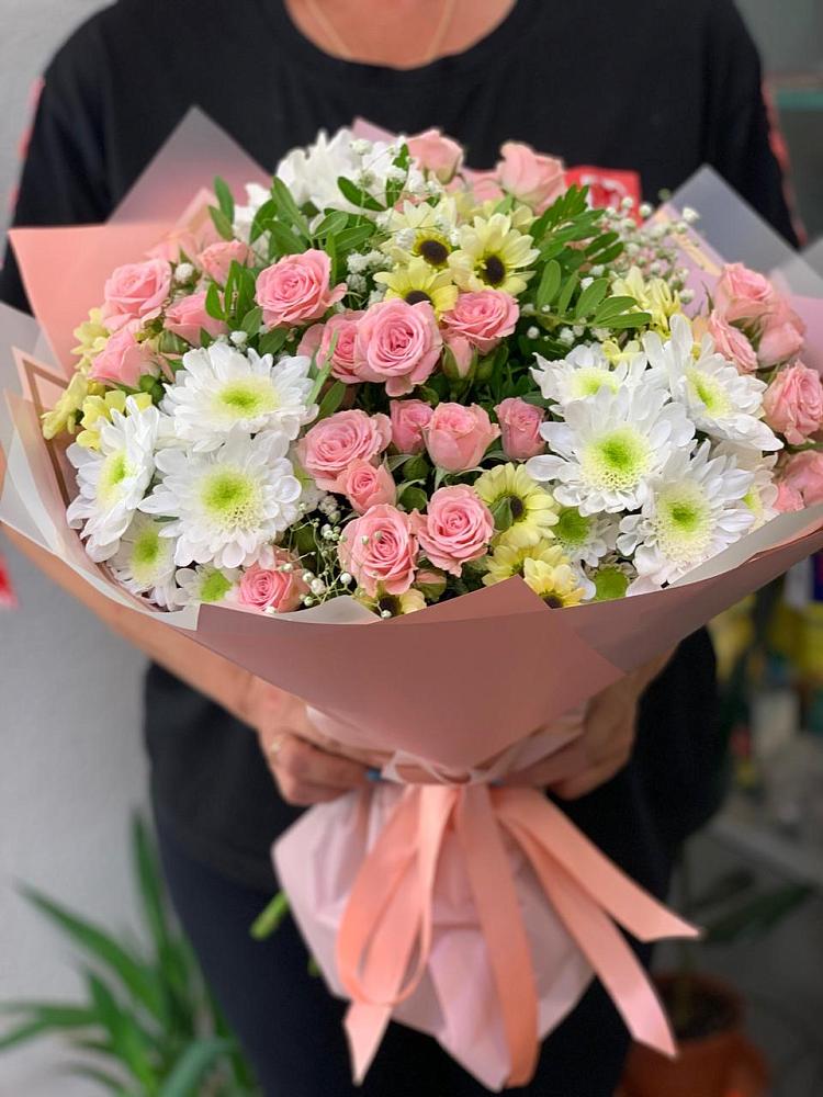 Букет цветов из: Розы и Хризантемы в Верхнем Турове