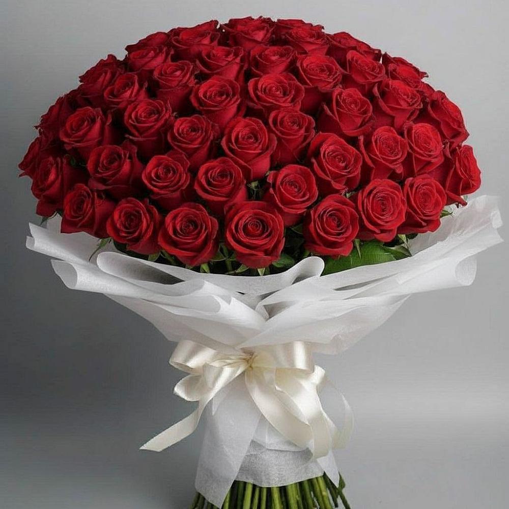 Букет 101 Красная роза Блэк Мэджик в Верхнем Турове