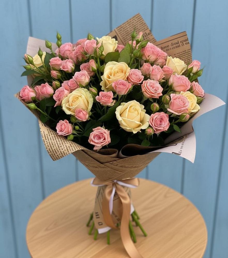 Букет цветов из: Розы в Верхнем Турове