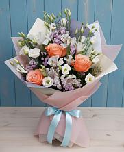 Букет цветов из:  Лизиантусы, Розы, Альстромерии и Гипсофила в Верхнем Турове